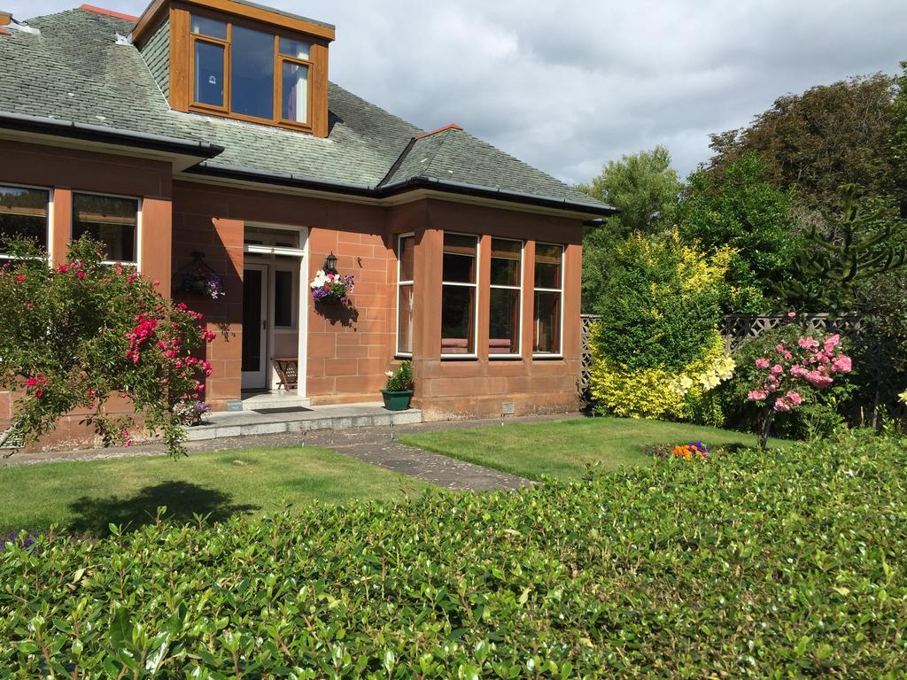 آير Blackburn Villa B&B المظهر الخارجي الصورة