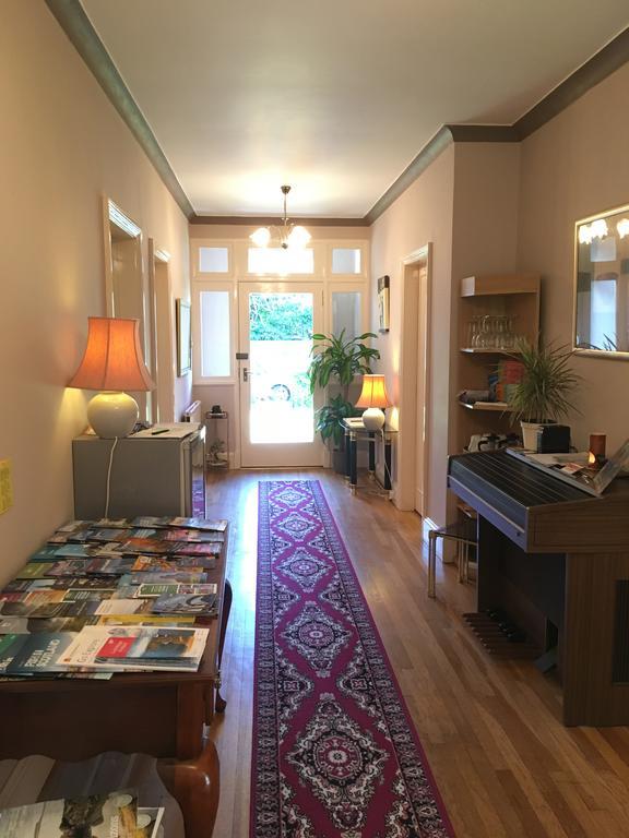 آير Blackburn Villa B&B المظهر الخارجي الصورة